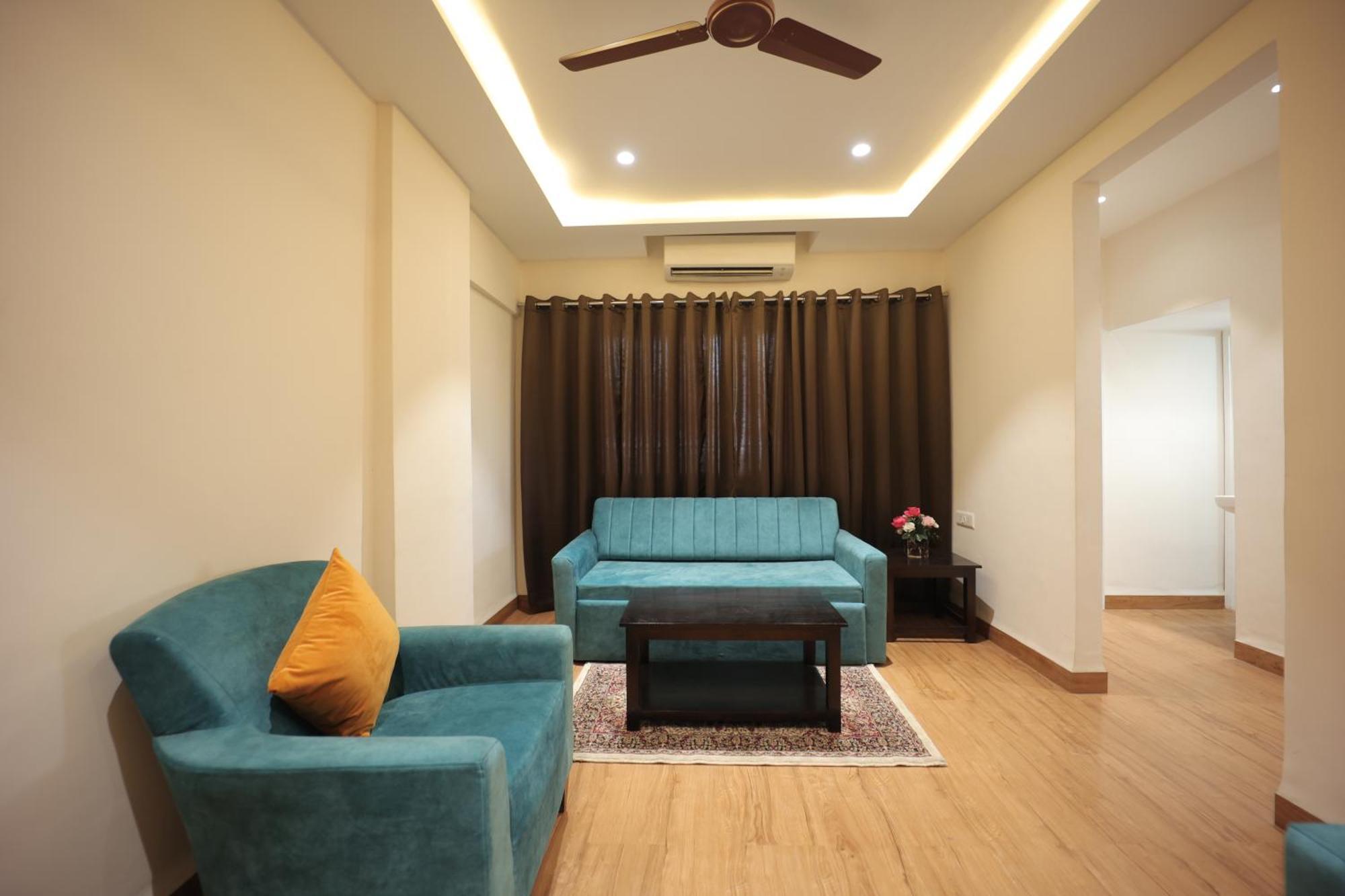 The Byke Studio Pure Veg Apartment, ターネー エクステリア 写真