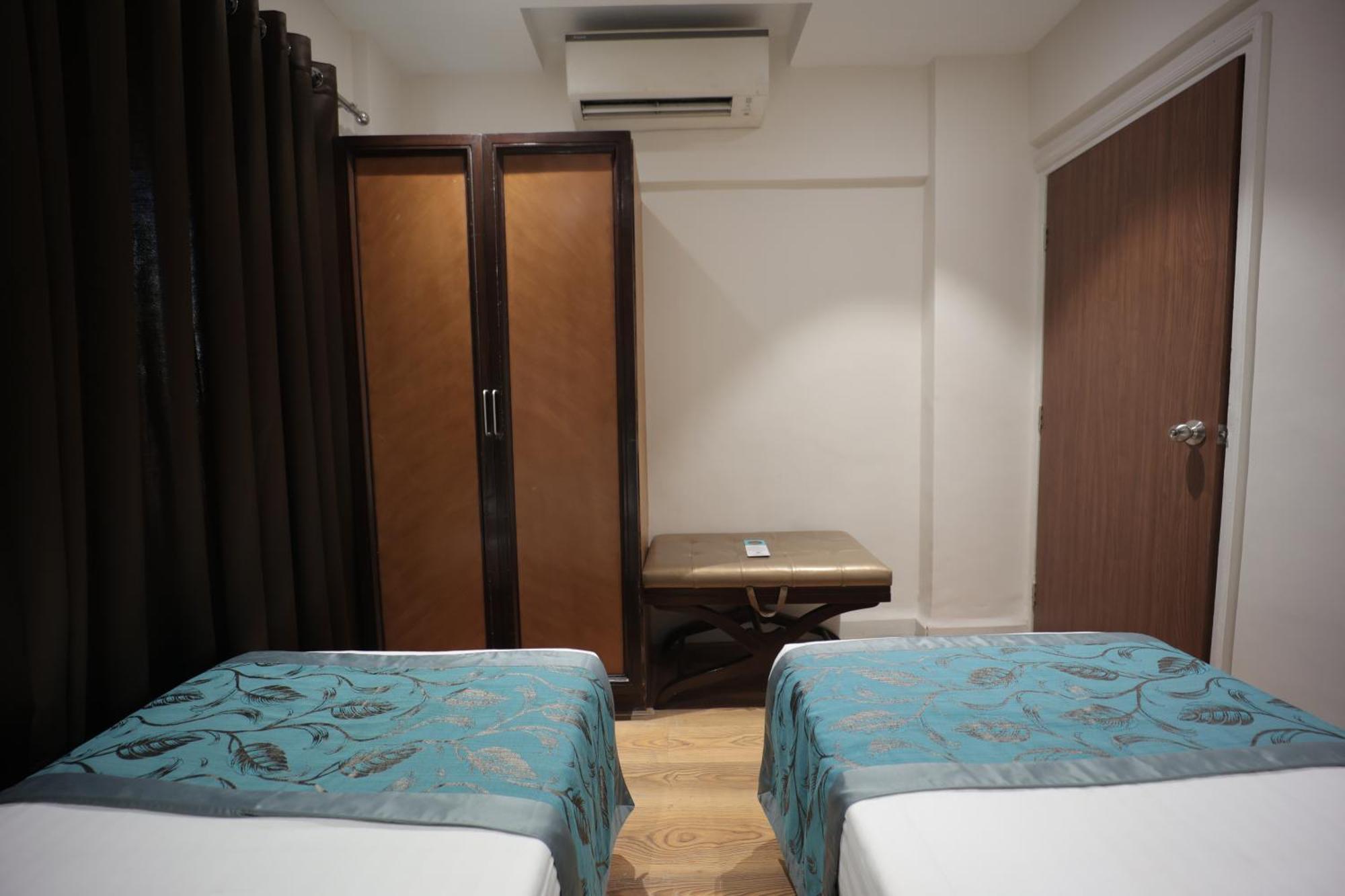 The Byke Studio Pure Veg Apartment, ターネー エクステリア 写真